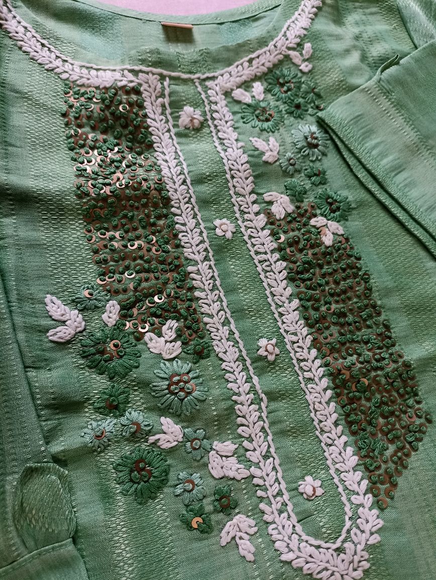 Muslin Cotton Embroidered Kurta